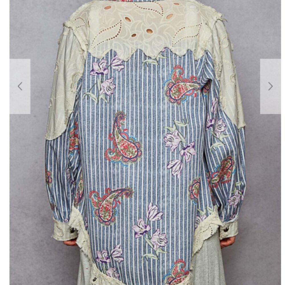 043.LS relaxed fit shacket top in denim with print,lace and eyelet patch,floral - Picture 4 of 4